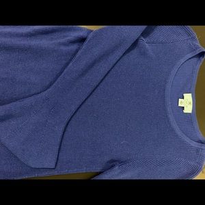 DARK BLUE BELL SLEEVE KNIT SWEATER